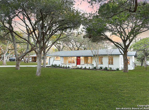 3rd image of 166 Kentucky Blvd