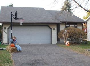 9556 Monroe St NE, Blaine, MN 55434