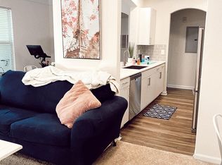 4050 Manor Club Dr #102, Raleigh, NC 27612