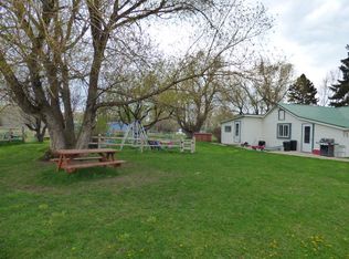 96 Two Bin Ln, Lewistown, MT 59457