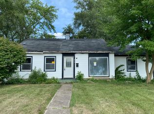 613 Nelson Ave, Romeoville, IL 60446