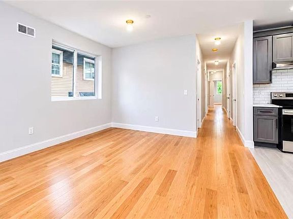 2nd image of 22 Hope Ln #2F