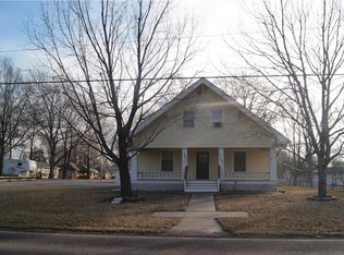 2967 N 155th St, Basehor, KS 66007