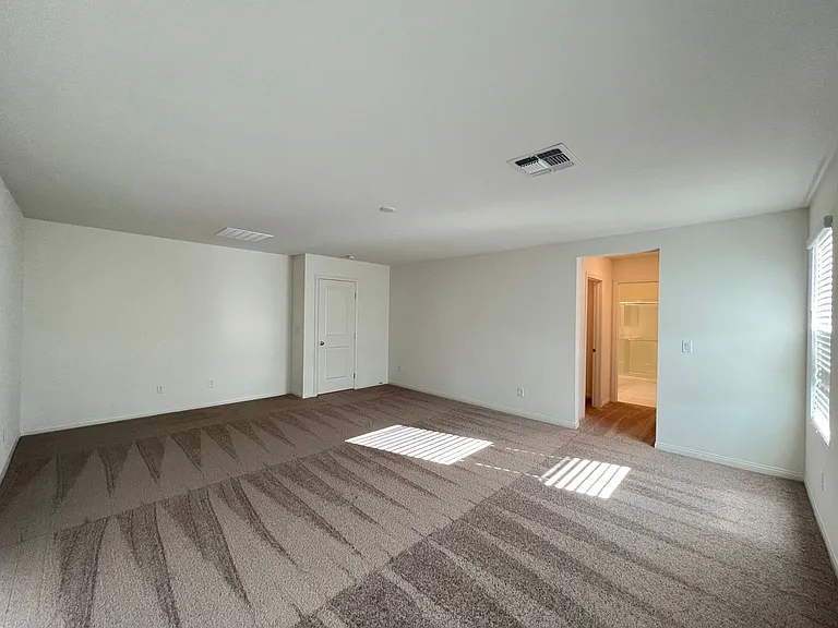 7569 W Mistral Ave — Photo 20