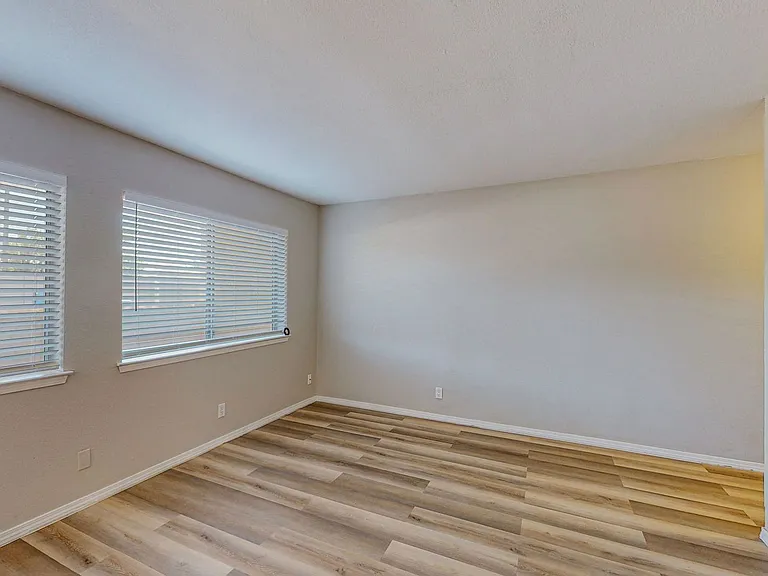 4200 Montgomery Blvd NE #108 — Photo 10