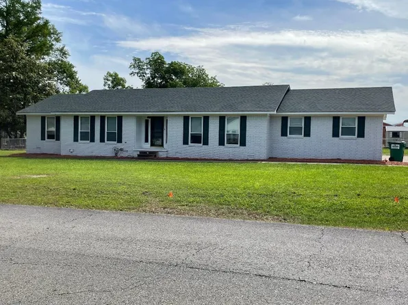 107 Campbell Dr, Beebe, AR 72012