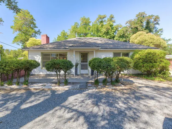 540 E Park St, Grants Pass, OR 97527