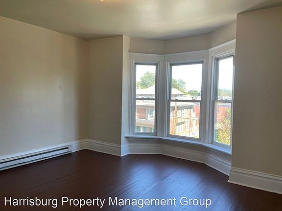 2nd image of 2426 N 6th St APT 3