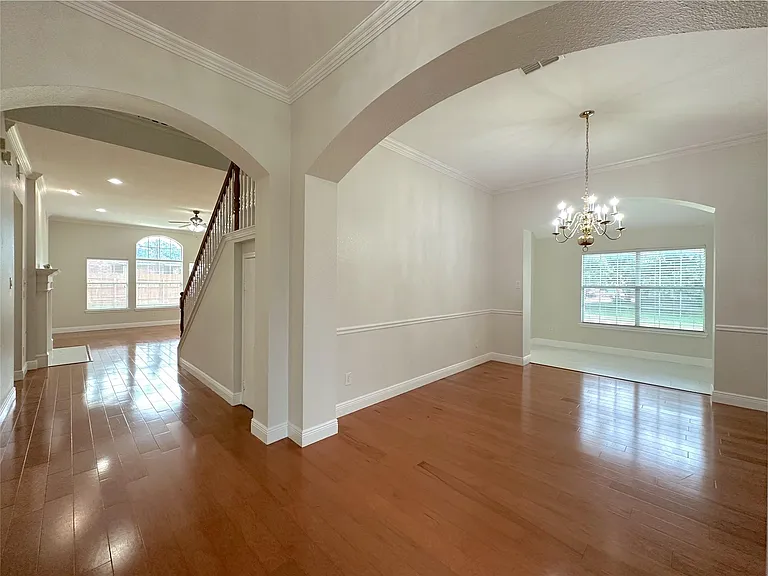 1579 Poets Way — Photo 14