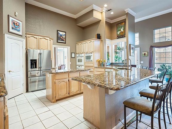 3rd image of 4540 Old Pond Dr