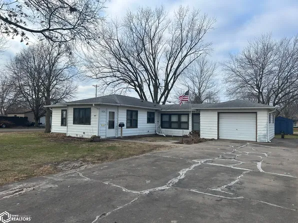 427 S Main St, Wapello, IA 52653