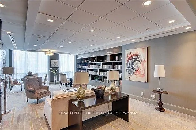 825 Church St #1502 — Photo 21