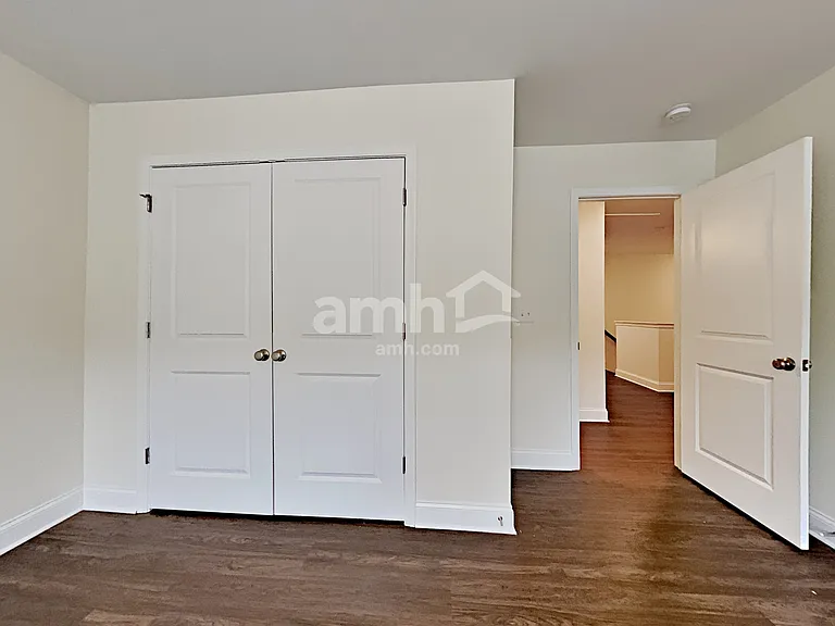 588 Woodall Rd — Photo 14