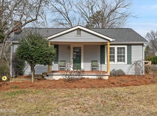 6617 Cherry Dr, Knoxville, TN 37919