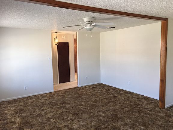 4th image of 1712 Pleasant Ln
