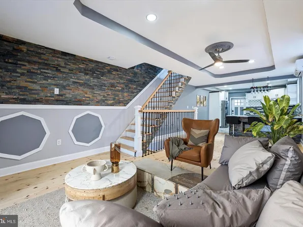 5556 Osage Ave, Philadelphia, PA 19143