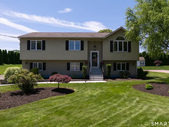 32 Angela Drive, East Haven, CT 06512