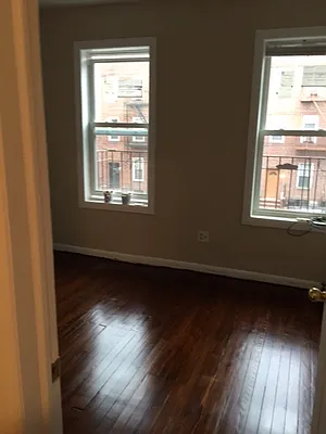 Rented by Living Dream Realty | media 10