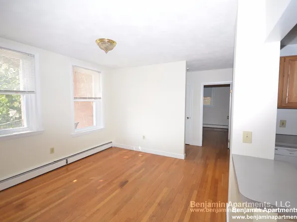 310 Tappan St, Brookline, MA