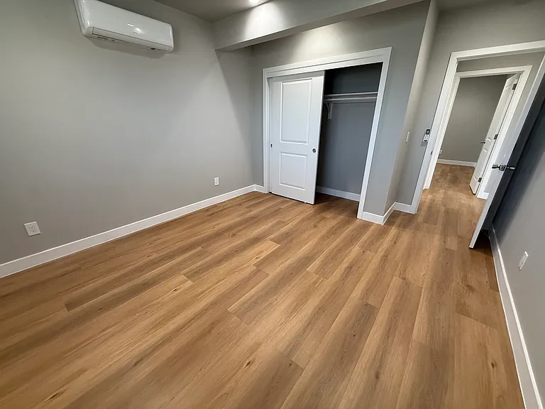 20406 Almeda St — Photo 8