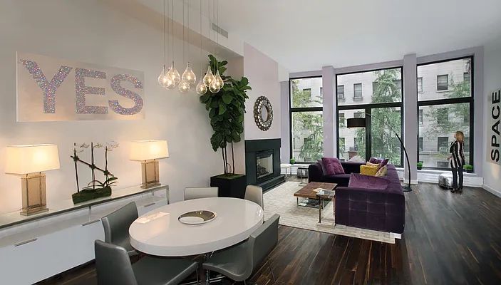 Sold by Manhattan Skyline | media 16