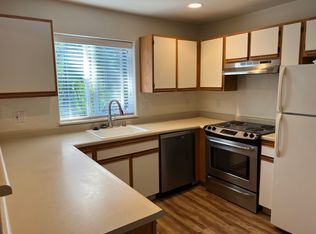 3007 SW 11th Ave #4, Portland, OR 97239