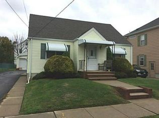 5 Cleremont Ave, North Brunswick, NJ 08902