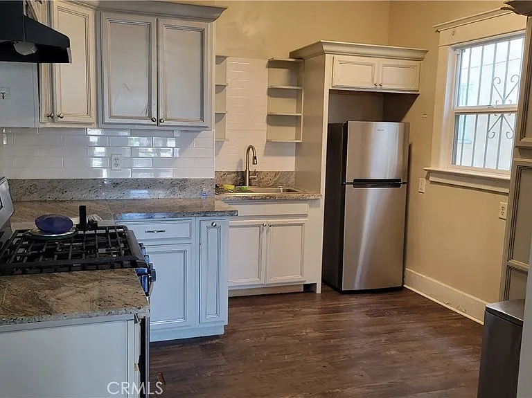 1938 Bonsallo Ave #101 — Photo 12