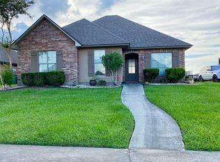 114 Bentwater Dr, Broussard, LA 70518