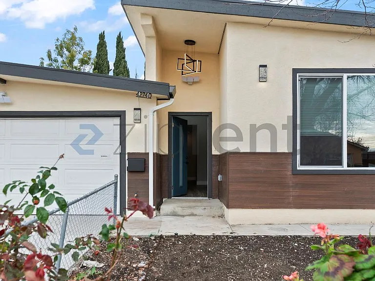 42740 Jefferson St — Photo 30