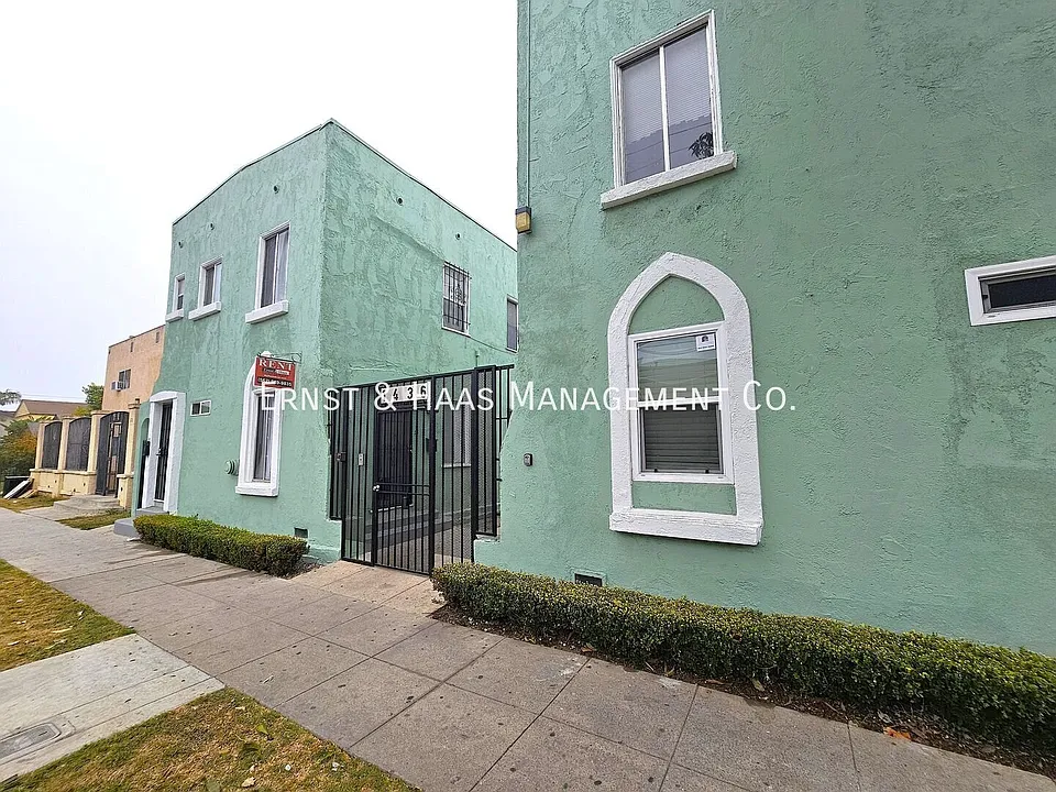 1436 Walnut Ave #13