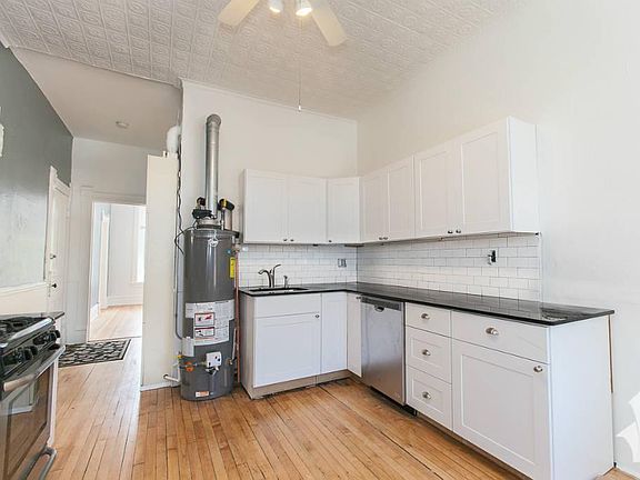 3rd image of 1441 N Paulina St #1