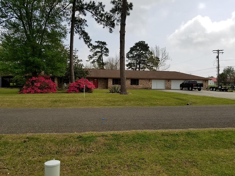 1st image of 800 Sunnyside Dr