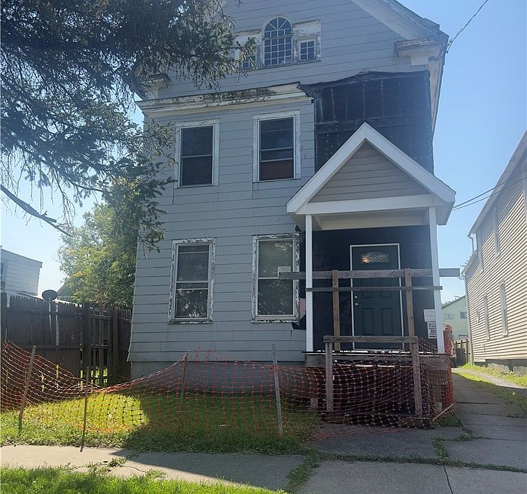 1st image of 514 Mary St