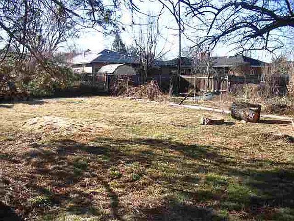 2nd image of 2313 W Kootenai St