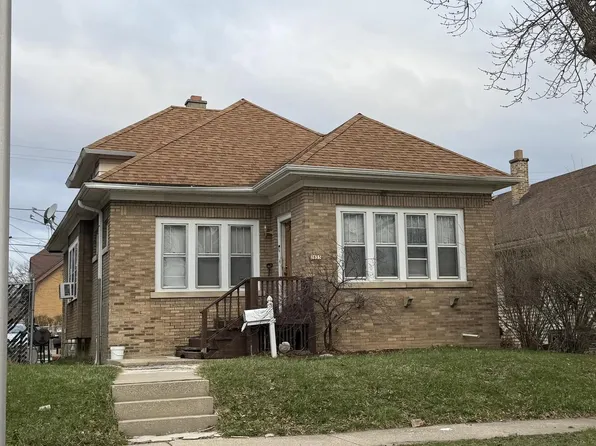 2835 North 54th STREET, Milwaukee, WI 53210
