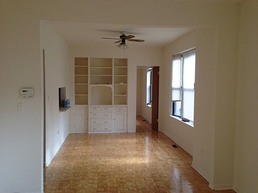2nd image of 3948 N Paulina St