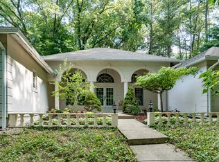 6722 Wyndham Dr, Kalamazoo, MI 49009