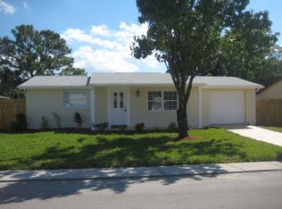 9040 Hermitage Ln, Port Richey, FL 34668