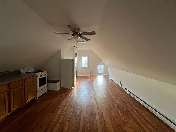 2nd image of 81 W 20th St #3E