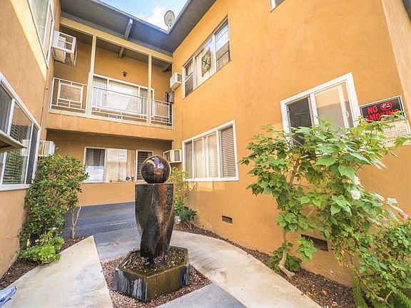3rd image of 6538 Fountain Ave #7511