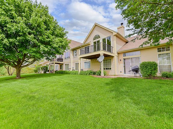 5th image of 30W107 Fairfax Ct Unit 30W107