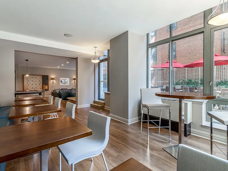 800 6th Ave #19D — Photo 27