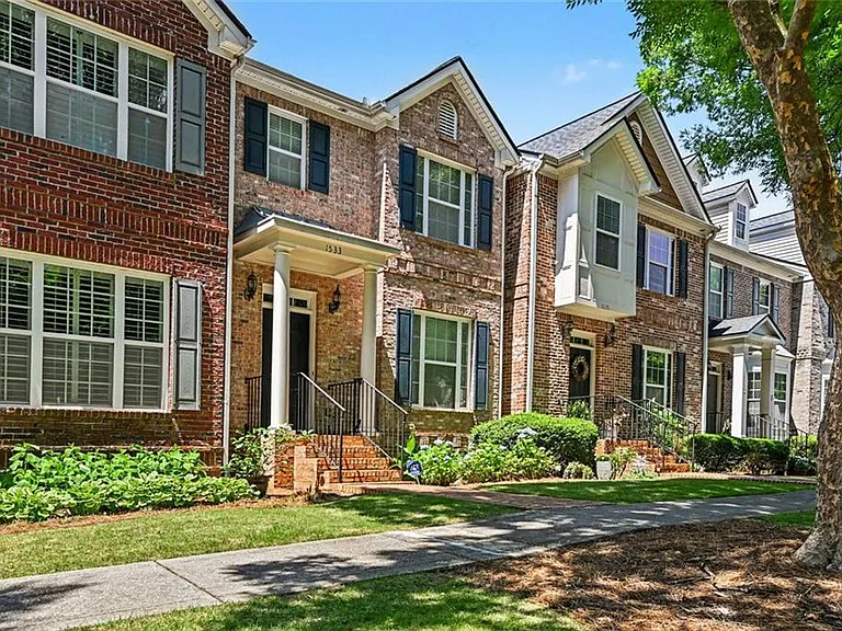 1533 Endurance Hill Dr NW — Photo 9