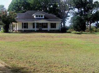 34 Laneview Concord Rd, Trenton, TN 38382