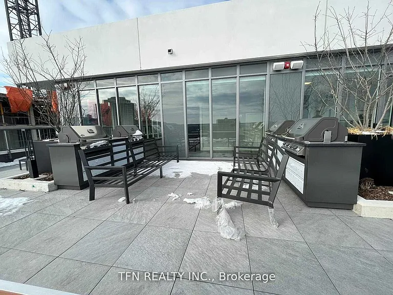 212 King William St #512 — Photo 17