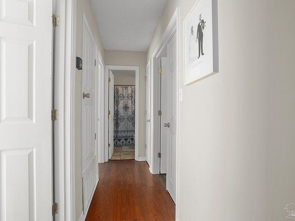 4th image of 2455 Houston Cir