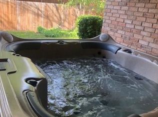 2519 Belmeade Dr, Carrollton, TX 75006