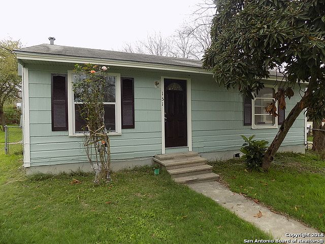 1st image of 151 Brenhaven Ave