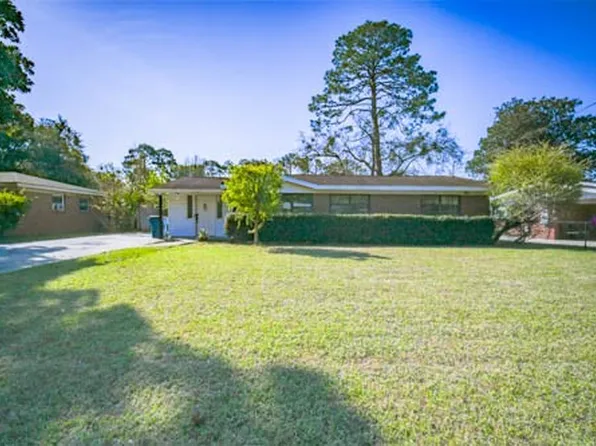 2706 Canary Dr, Brunswick, GA 31520